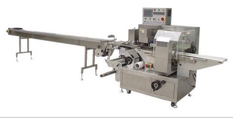 橫式包裝機采用自動封口和切斷,封口時將產品手工放到位后只需點動