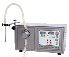 成都灌裝機專營店 成都半自動液體灌裝機